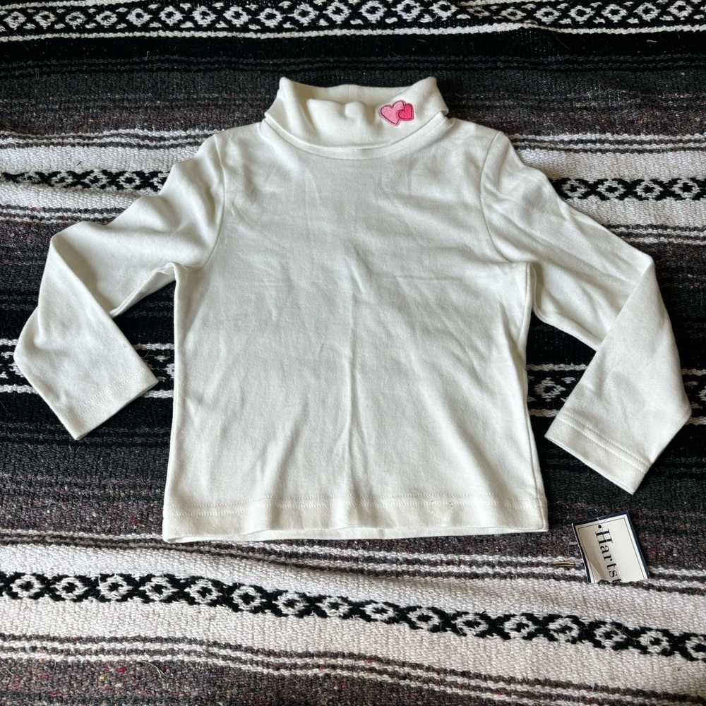 NWT HARTSTRINGS WHITE HEART ACCENT TURTLENECK SHIRT SIZE 4 4T